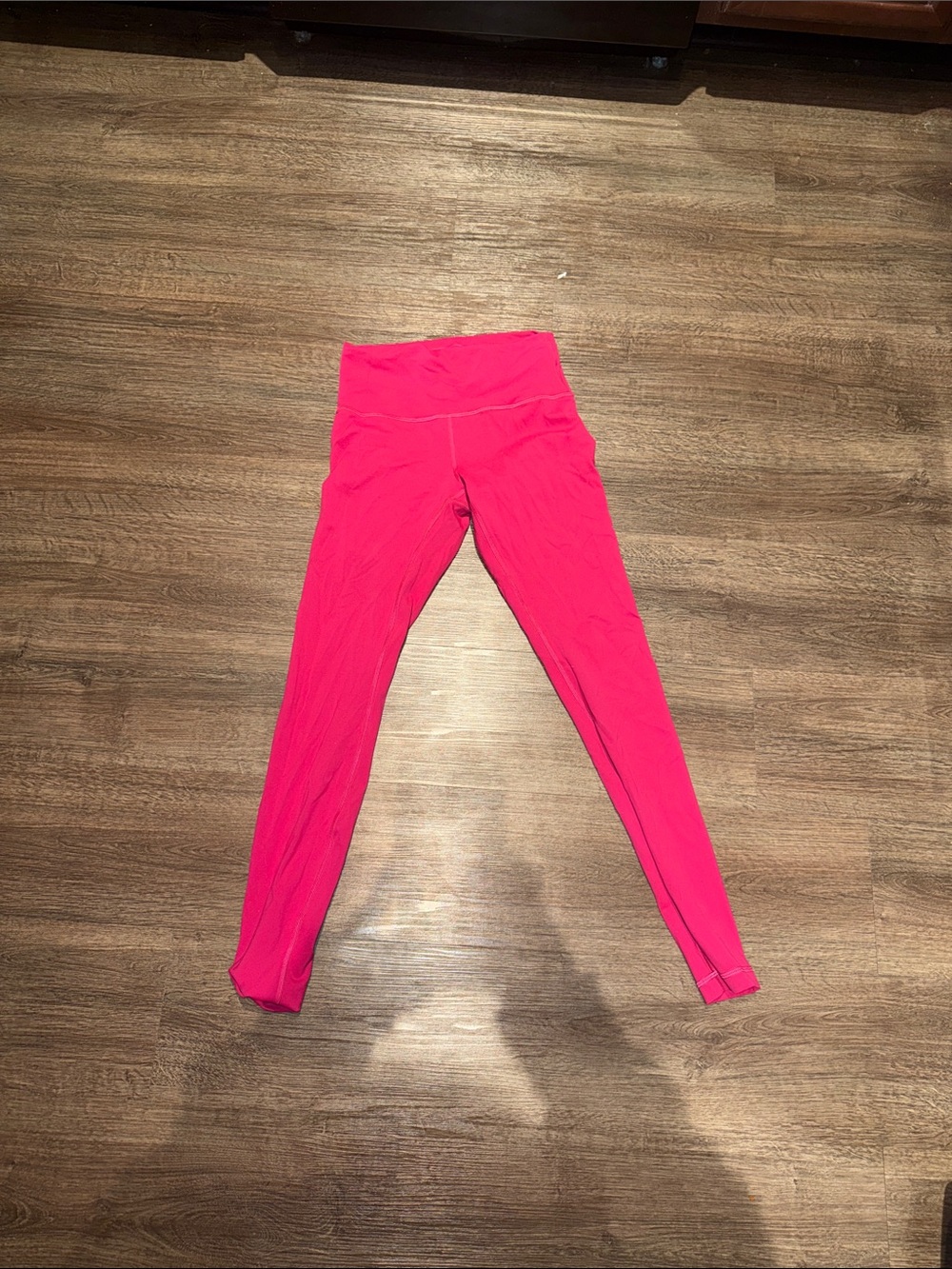 Lululemon Wunder Under Barely worn with Tag still on size 6